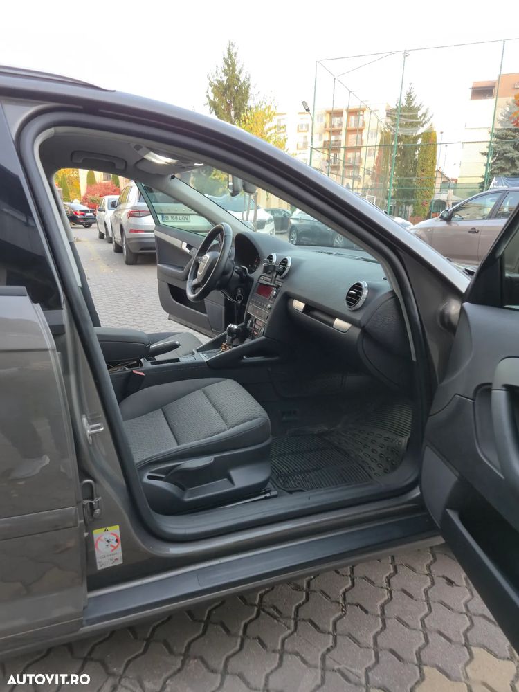 Audi A3 1.6 TDI ack DPF S tronic Ambiente - 7
