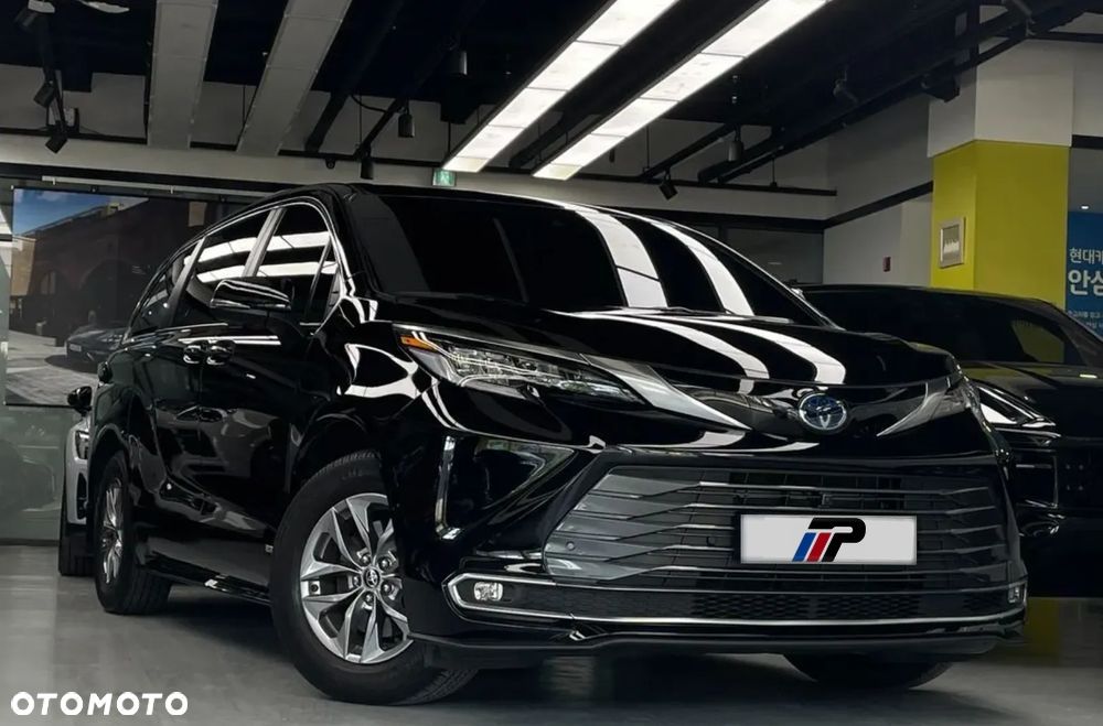 Toyota Sienna - 14