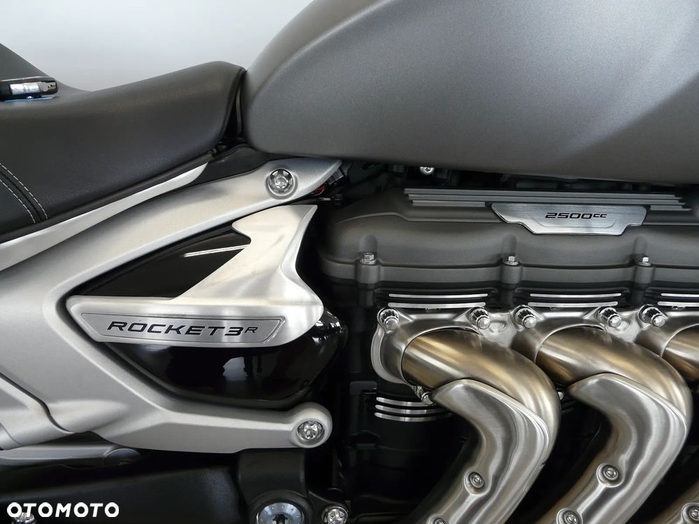 Triumph Rocket - 12