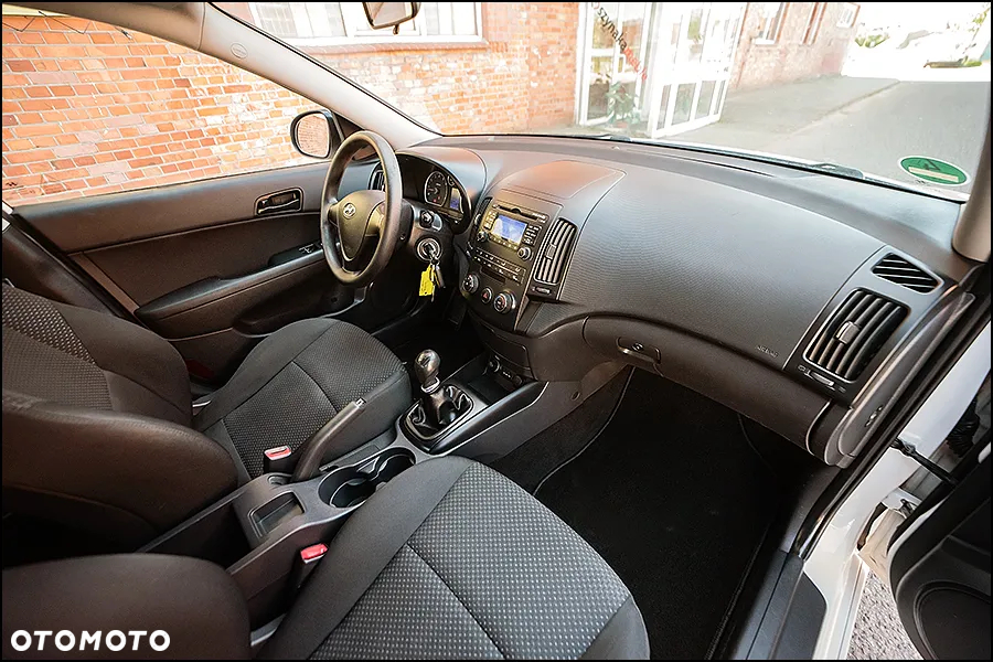 Hyundai i30 - 16