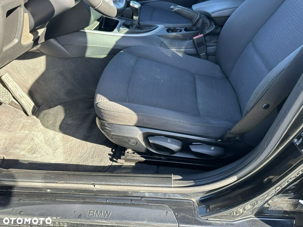 BMW Seria 1 118d - 12