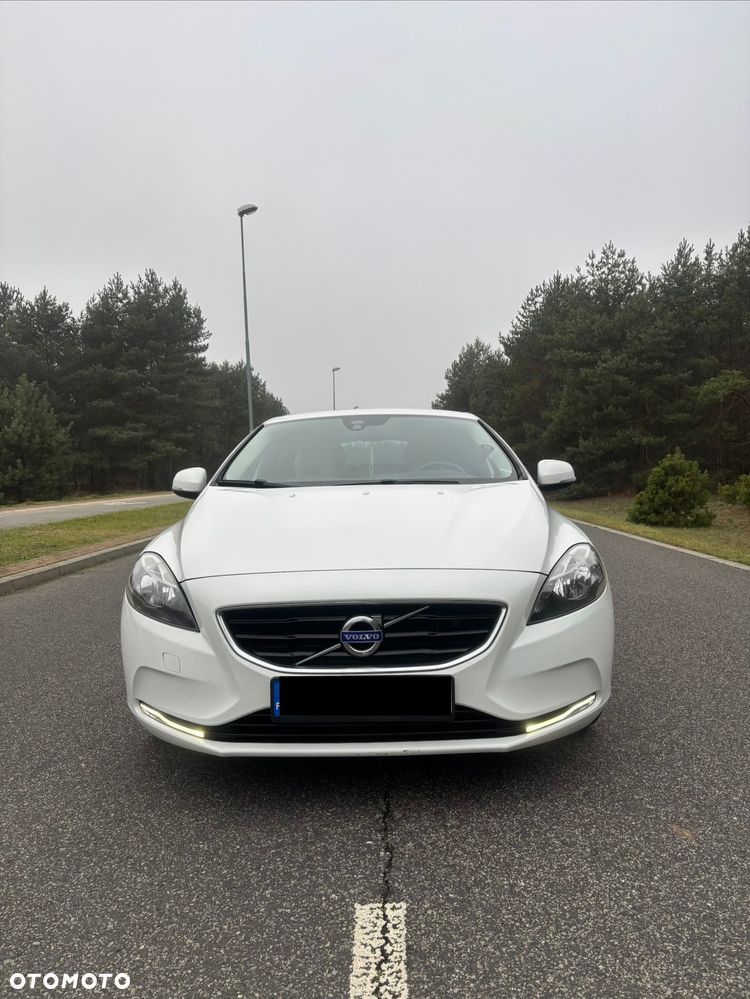 Volvo V40 D2 Momentum - 8