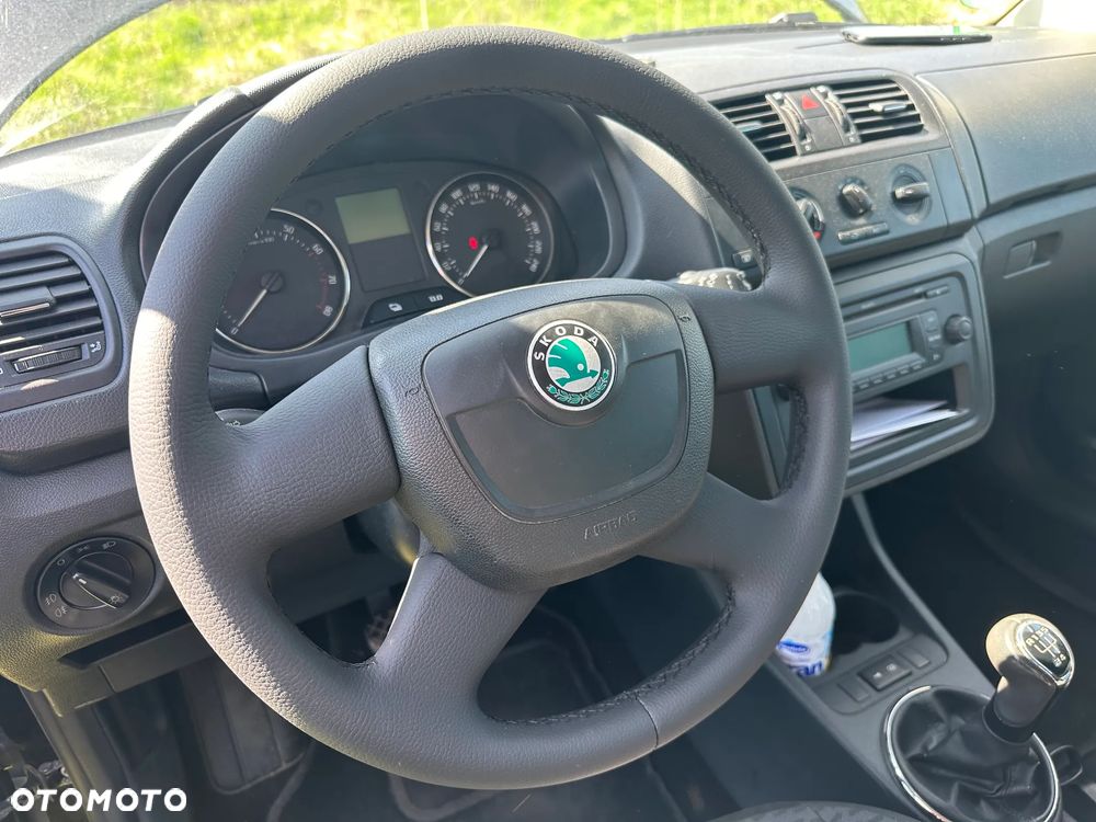 Skoda Fabia - 11