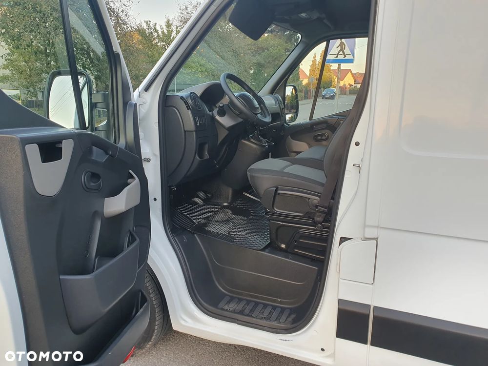 Renault Master - 16