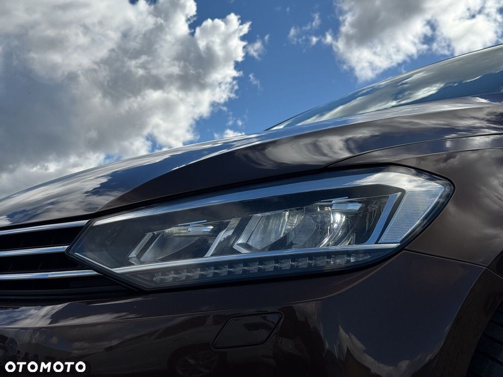 Volkswagen Touran 2.0 TDI BMT Highline - 27