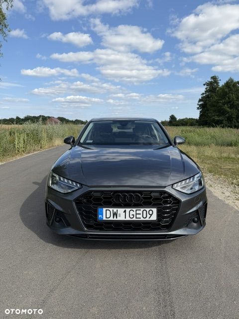 Audi A4 Limousine 35 TFSI mHEV S Line S tronic - 3