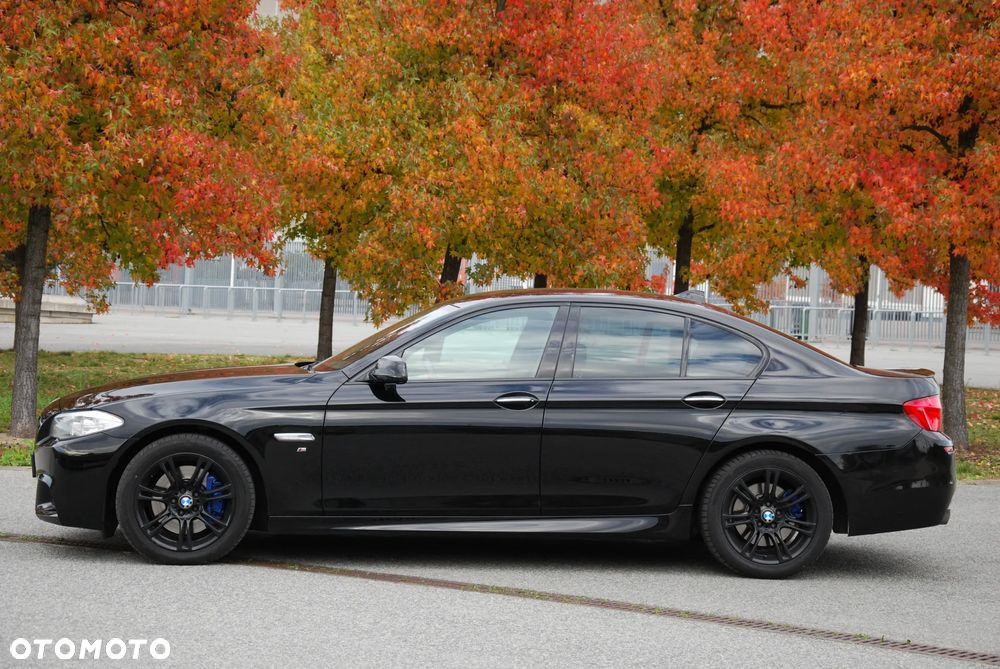 BMW Seria 5 525d xDrive - 7