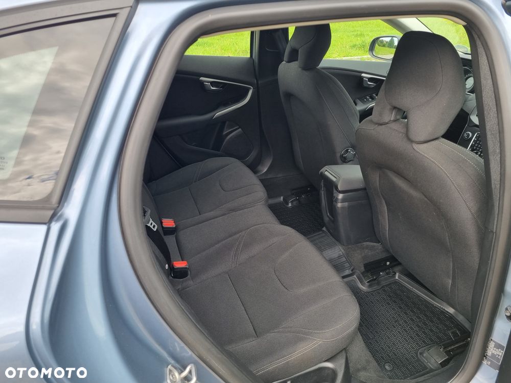 Volvo V40 D2 Geartronic Kinetic - 26