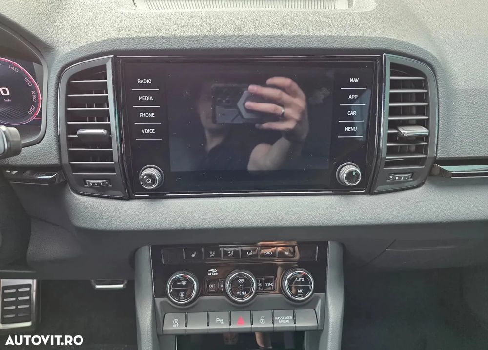 Skoda Karoq 2.0 TDI 4X4 DSG Sportline - 17