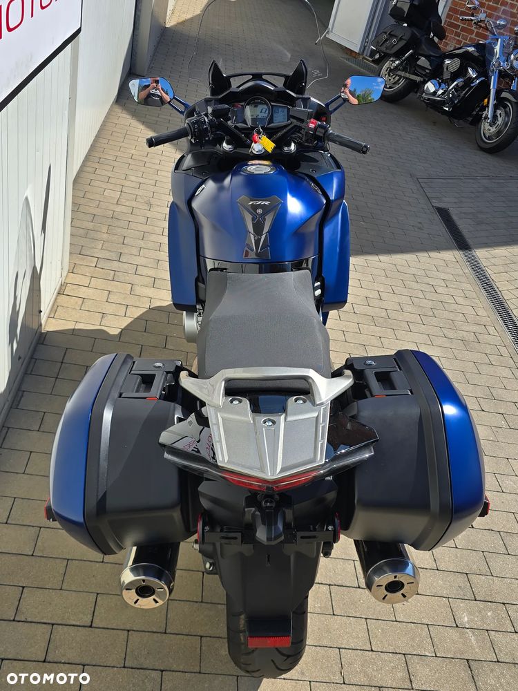 Yamaha FJR - 6