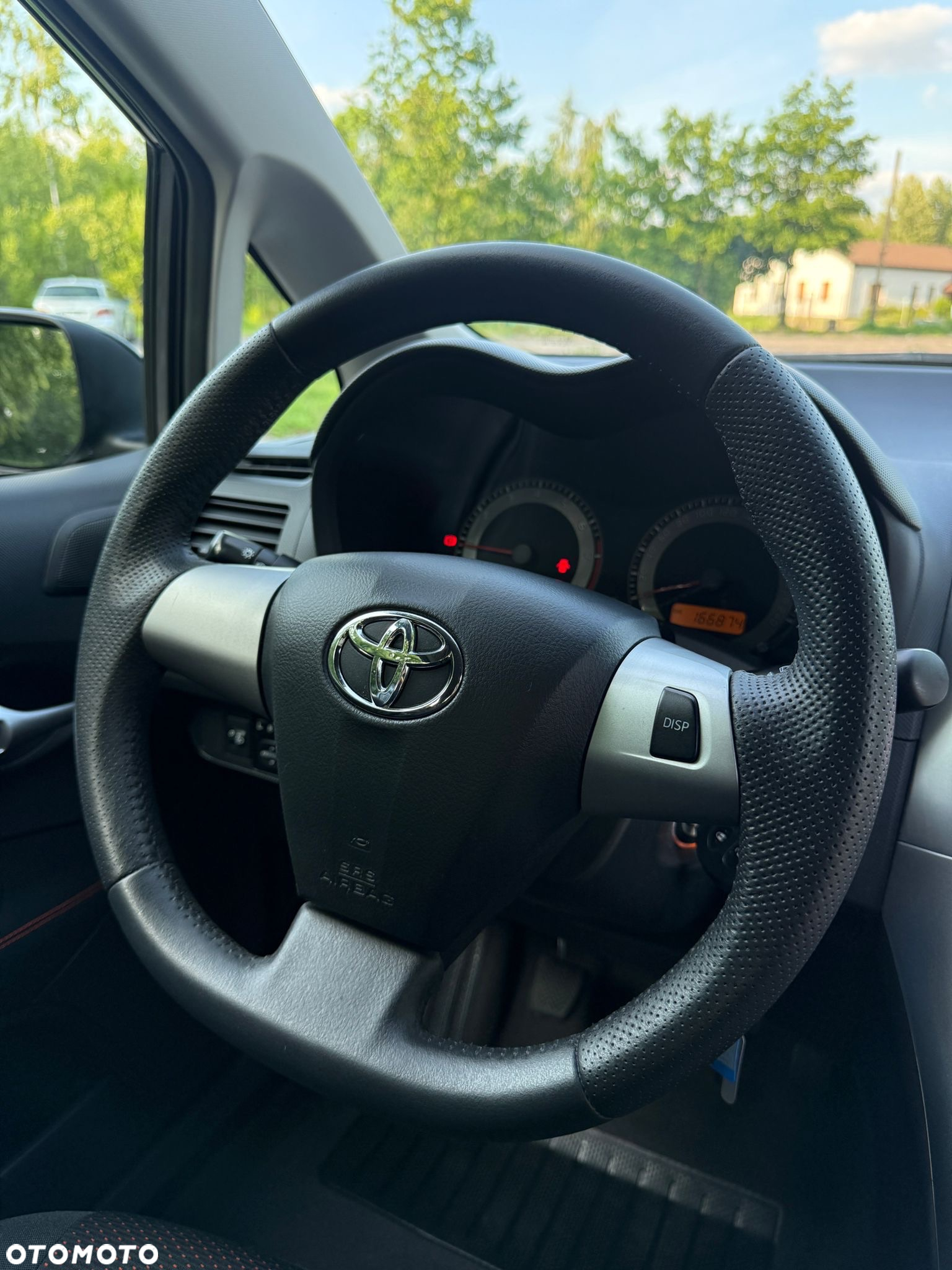 Toyota Auris 1.6 Life+ - 16