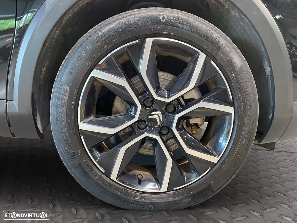 Citroën e-C4 50 kWh Shine - 21