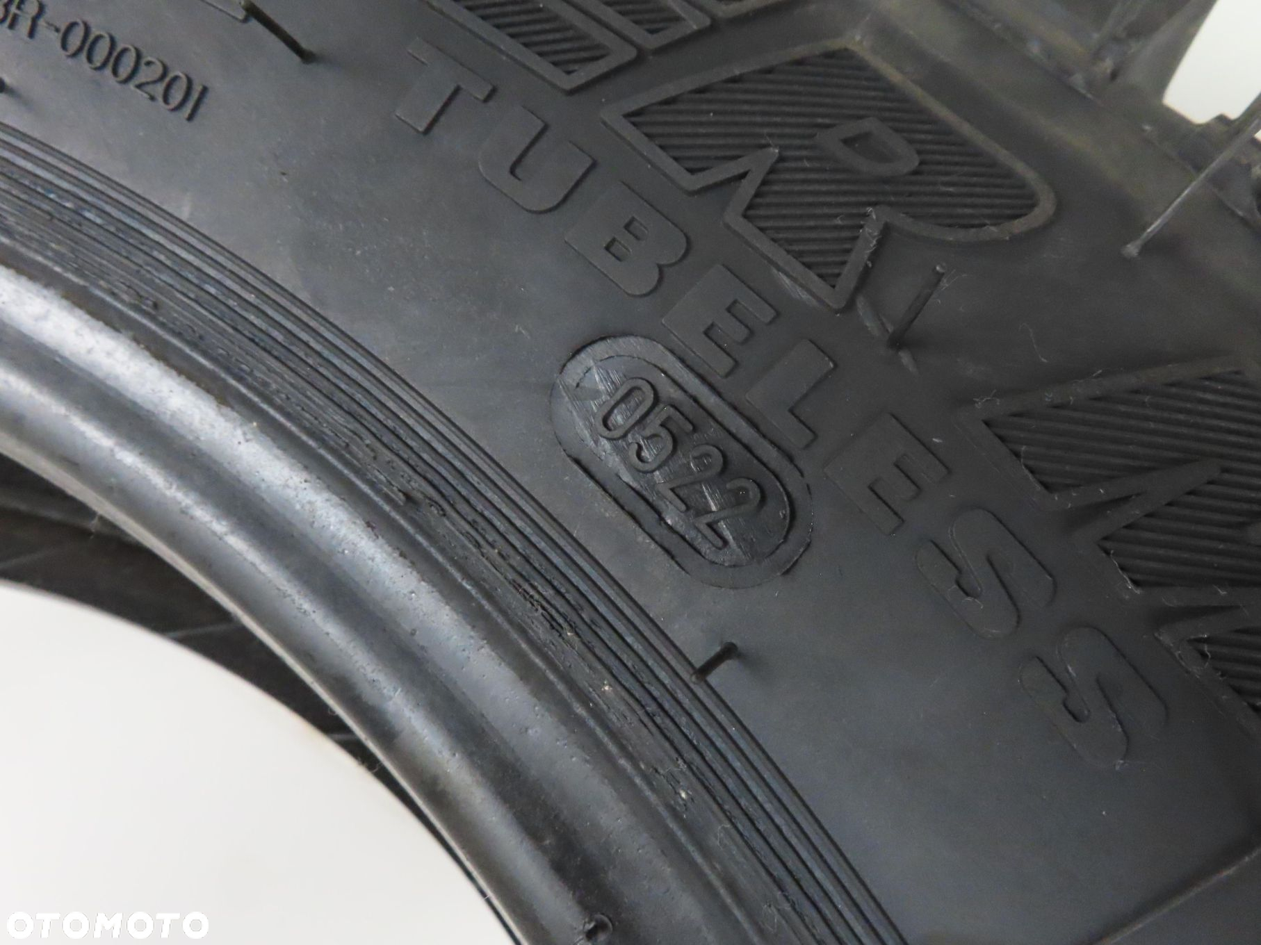 2x 205/70R16 OPONY CAŁOROCZNE Collin's Breaker MT/R 97S kopia SIMEX - 2