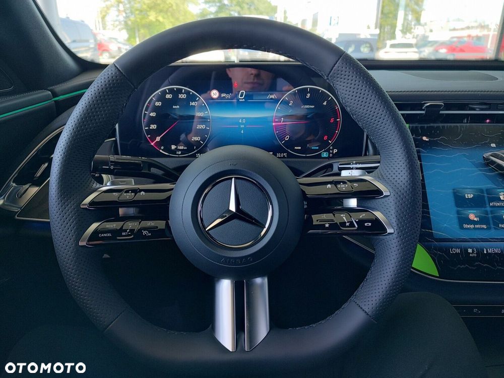 Mercedes-Benz Klasa E - 12