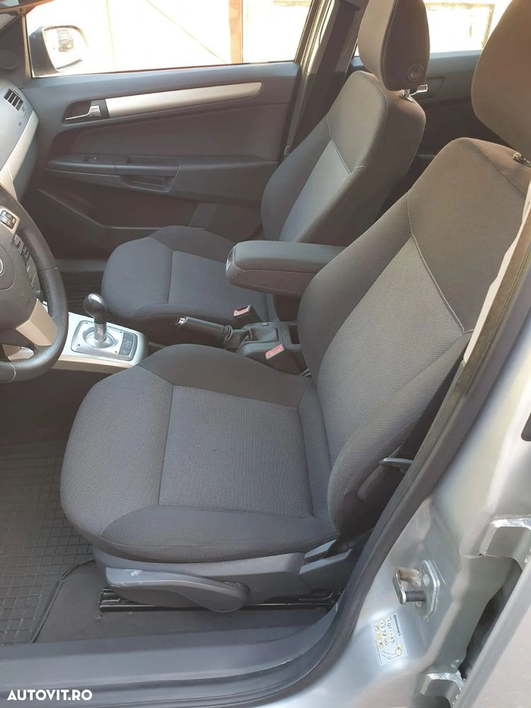 Opel Astra - 16