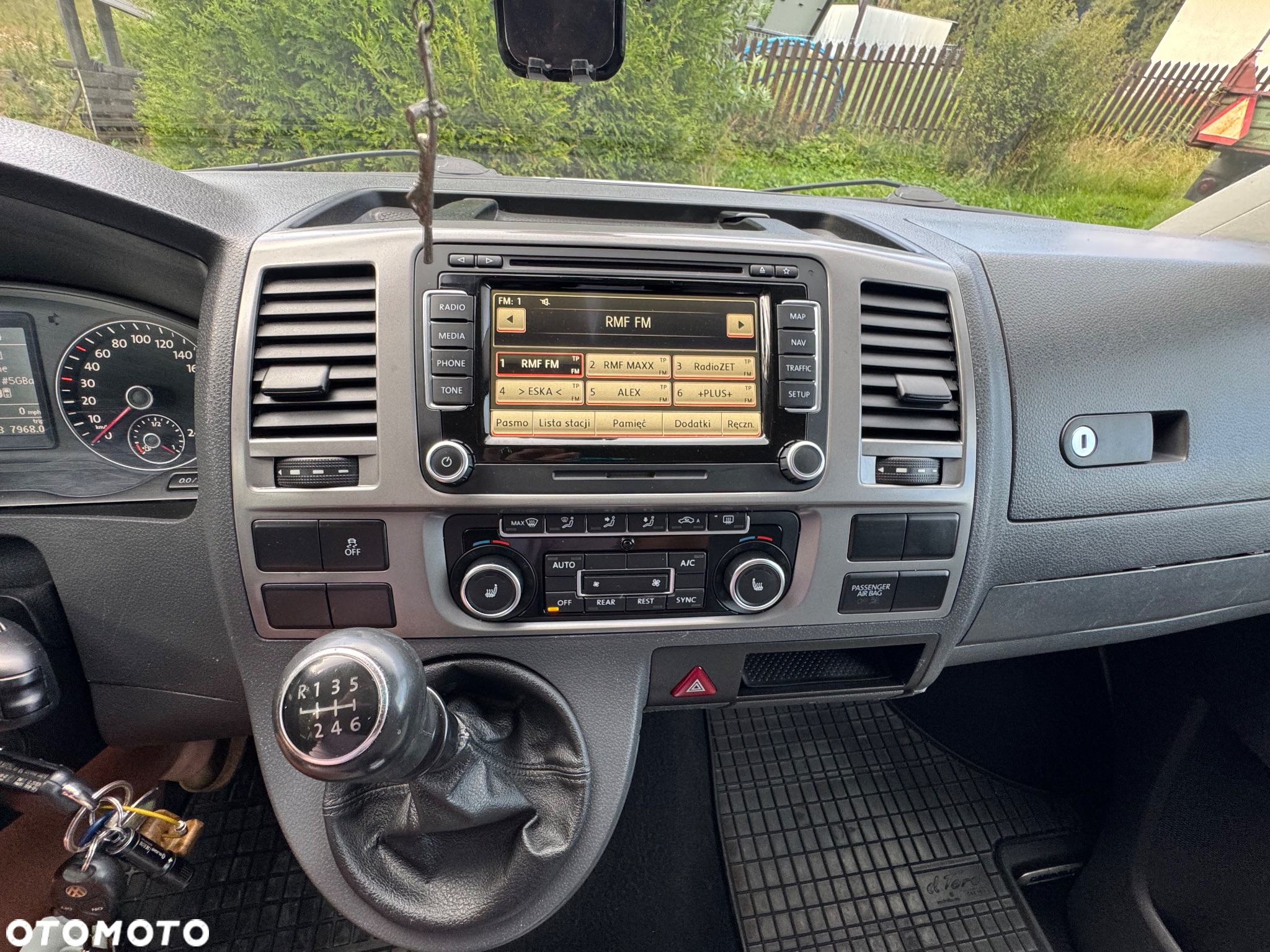 Volkswagen Caravelle BiTDI L2 Comfortline 4Motion - 11