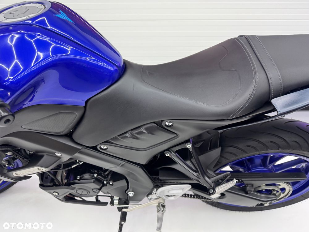 Yamaha MT - 12