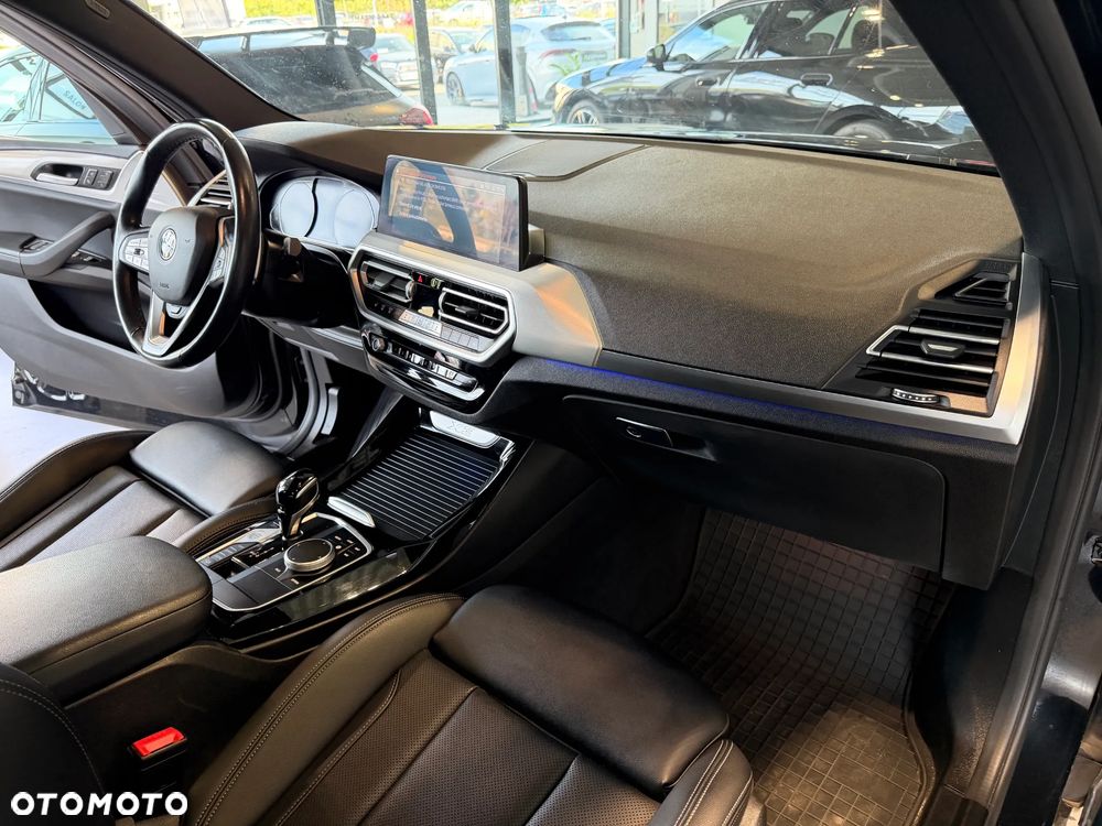 BMW X3 xDrive30i - 18