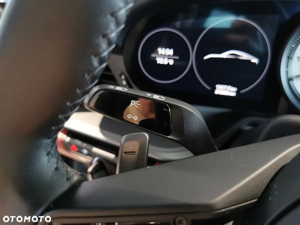Porsche 911 Carrera 4S - 23