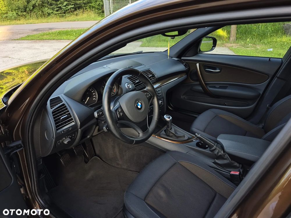 BMW Seria 1 116i Edition Sport - 22