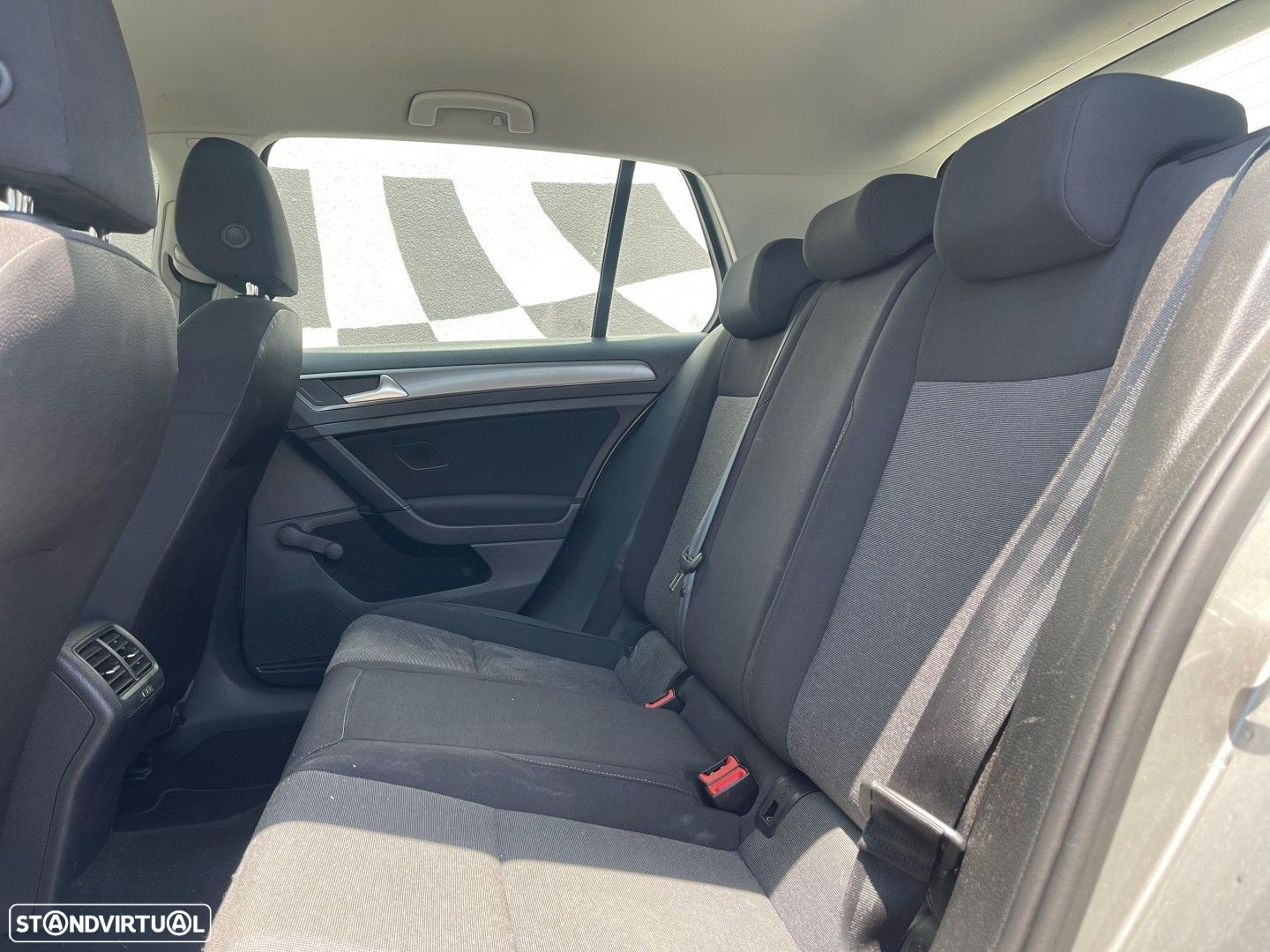 VW Golf - 8