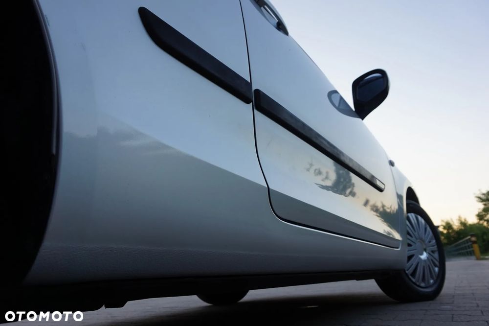 Suzuki Swift - 19