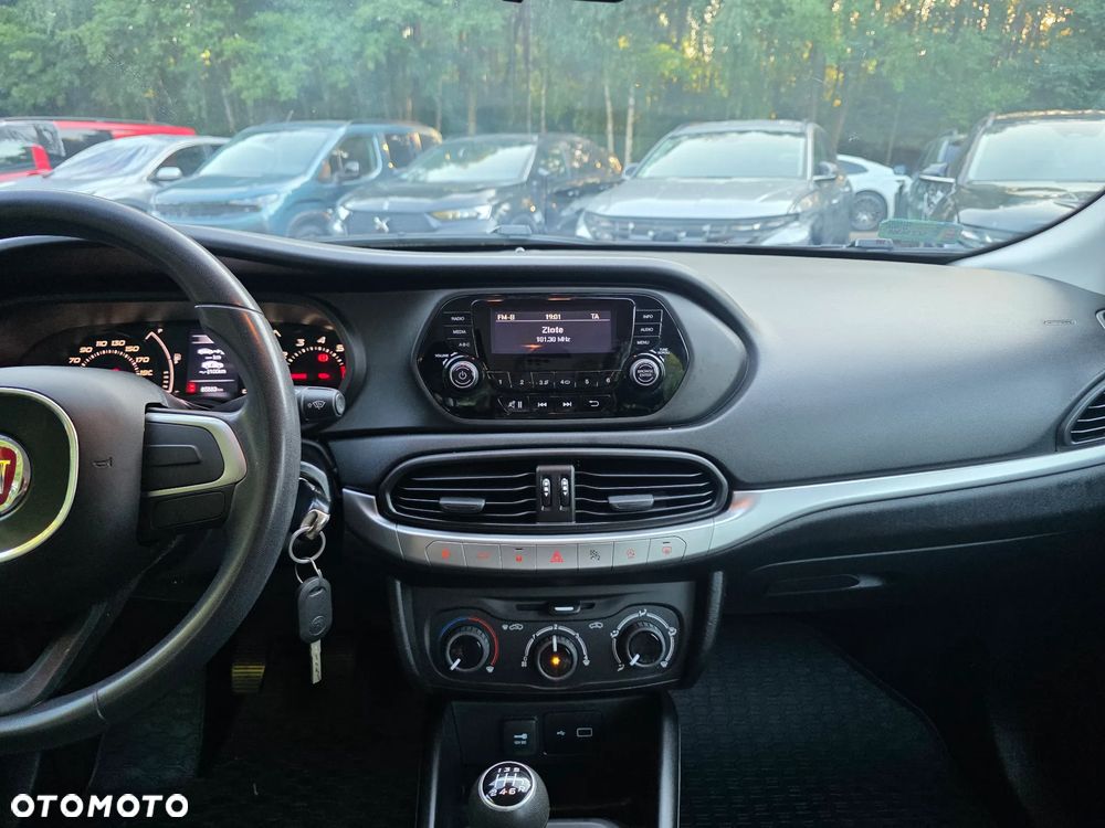 Fiat Tipo 1.4 16V Easy - 20