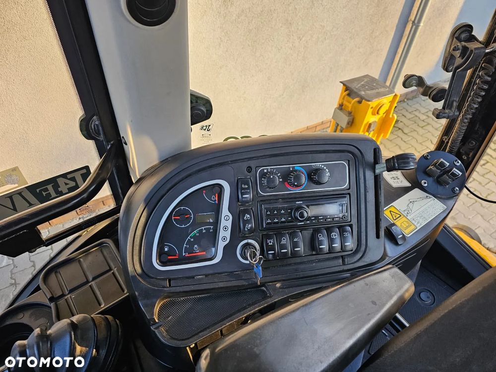 JCB 3CX Contractor 110kM - 9