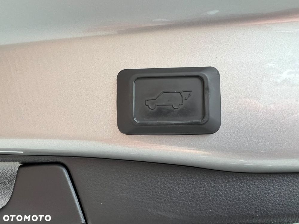 Toyota RAV4 2.5 4x4 Style Selection - 23