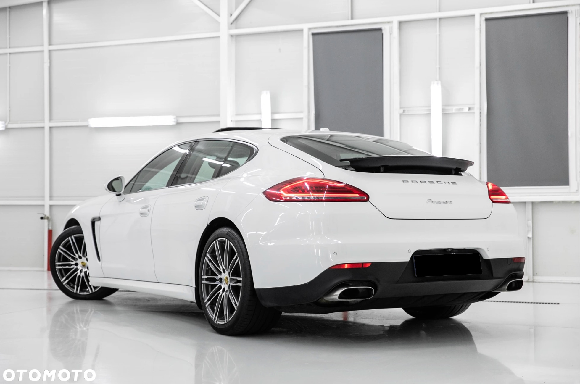 Porsche Panamera PDK - 5