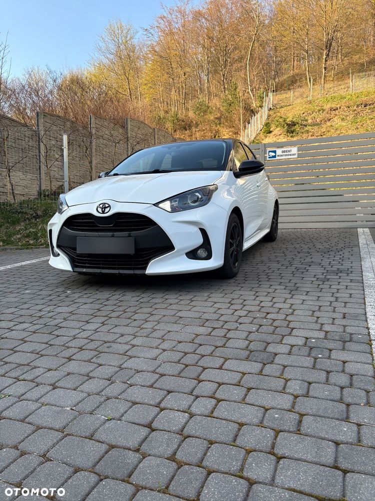 Toyota Yaris - 1