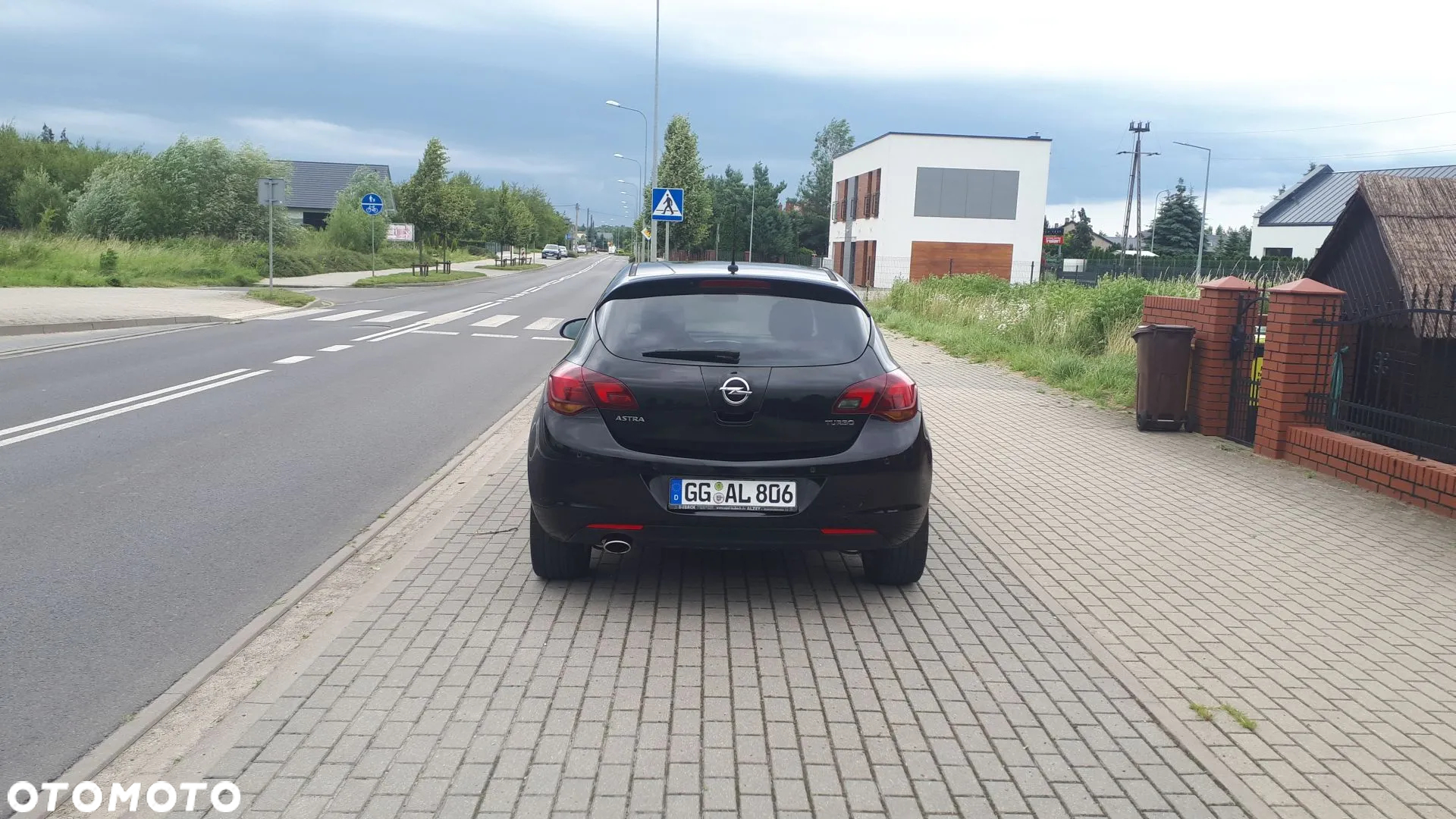 Opel Astra 1.6 Turbo Sport - 8