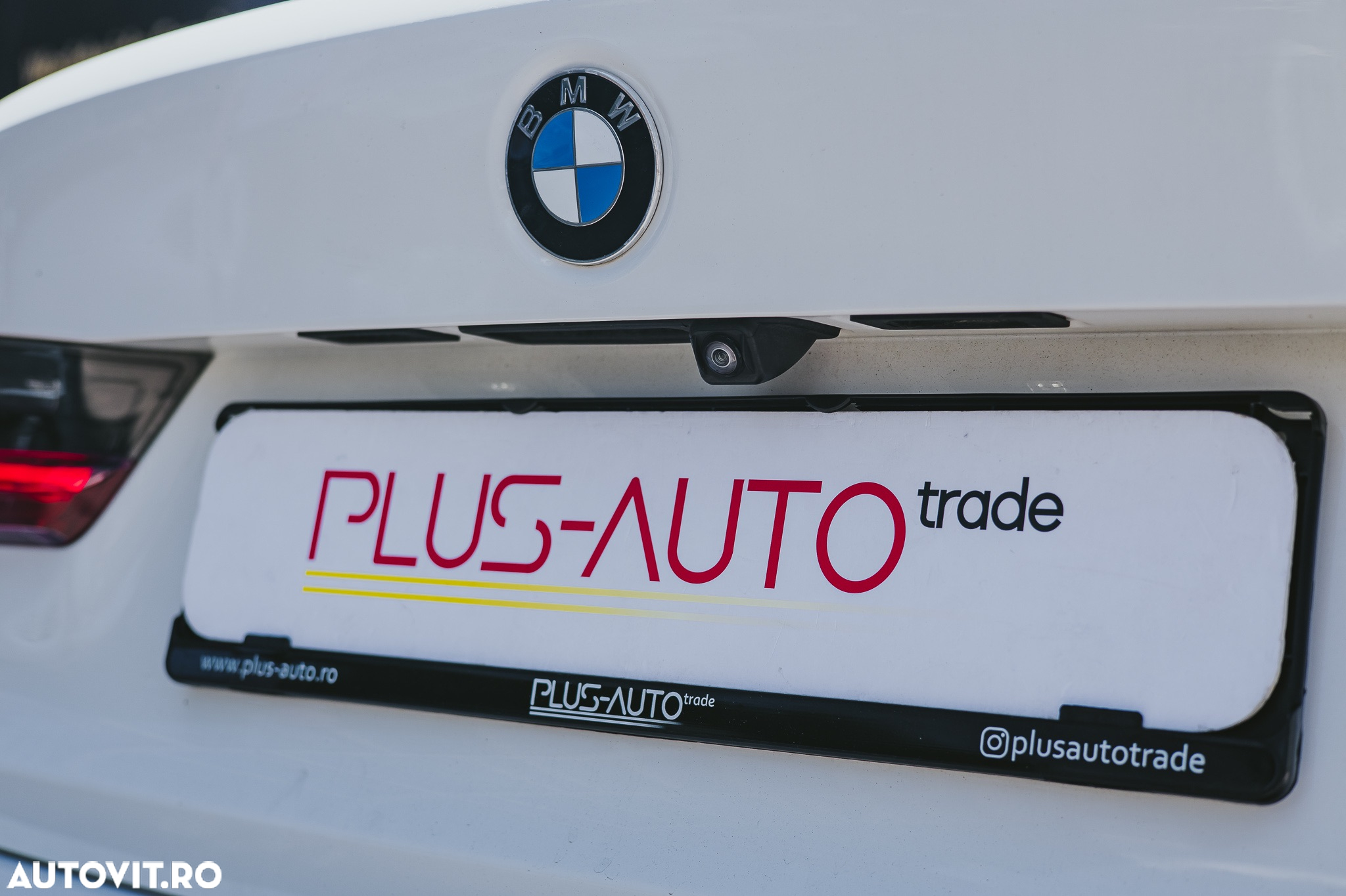 BMW Seria 3 320i AT - 14