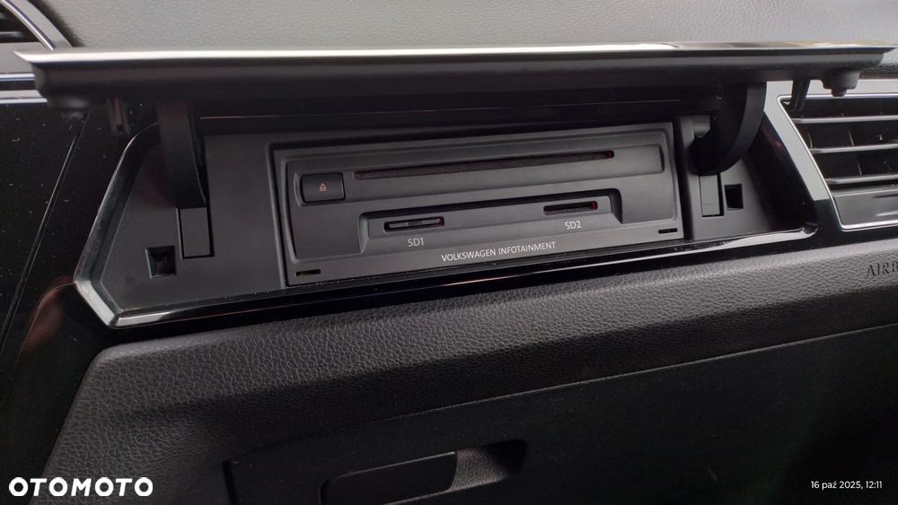 Volkswagen Touran 1.4 TSI (BlueMotion Technology) Highline - 35