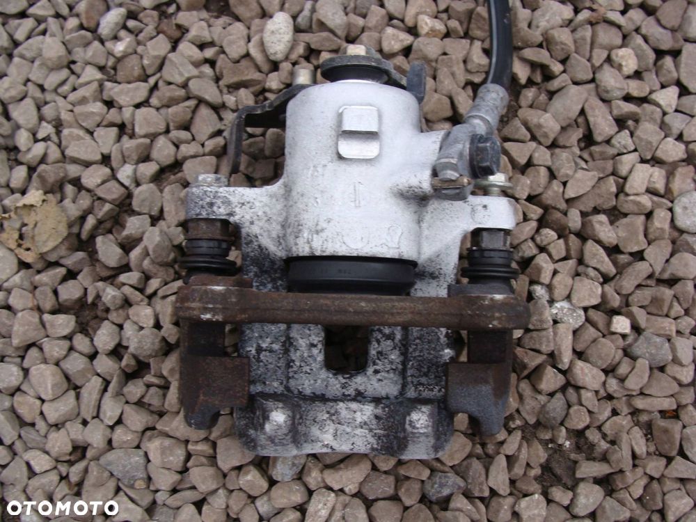 zacisk hamulcowy lewy tył audi a4 b6 - 4