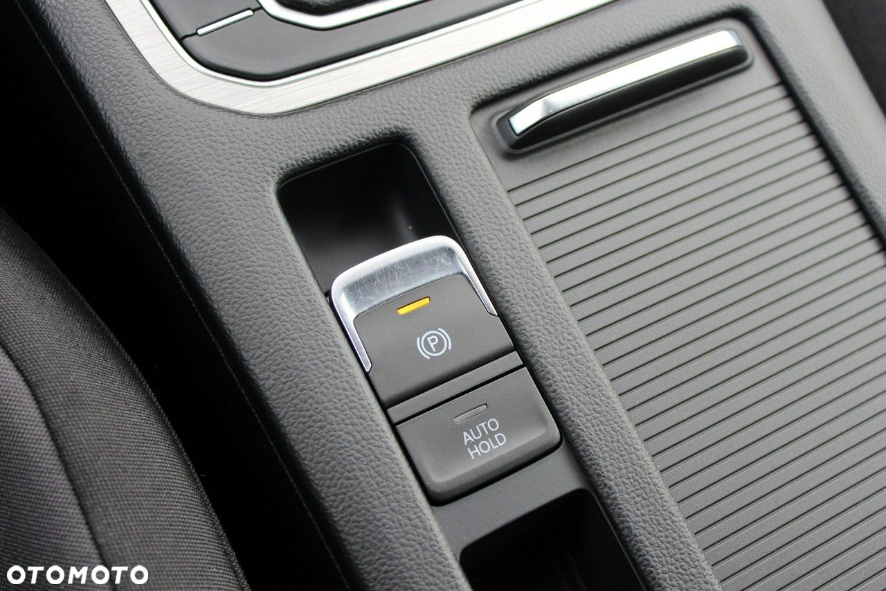 Volkswagen Passat 1.5 TSI EVO Essence - 22