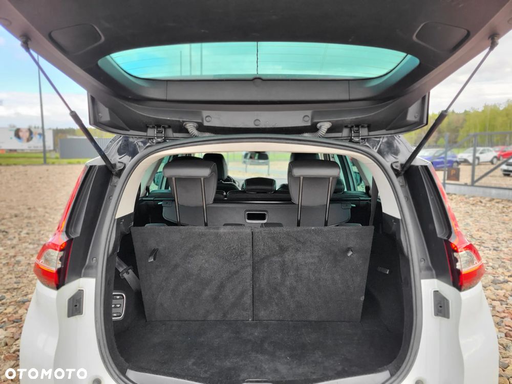 Renault Scenic - 16