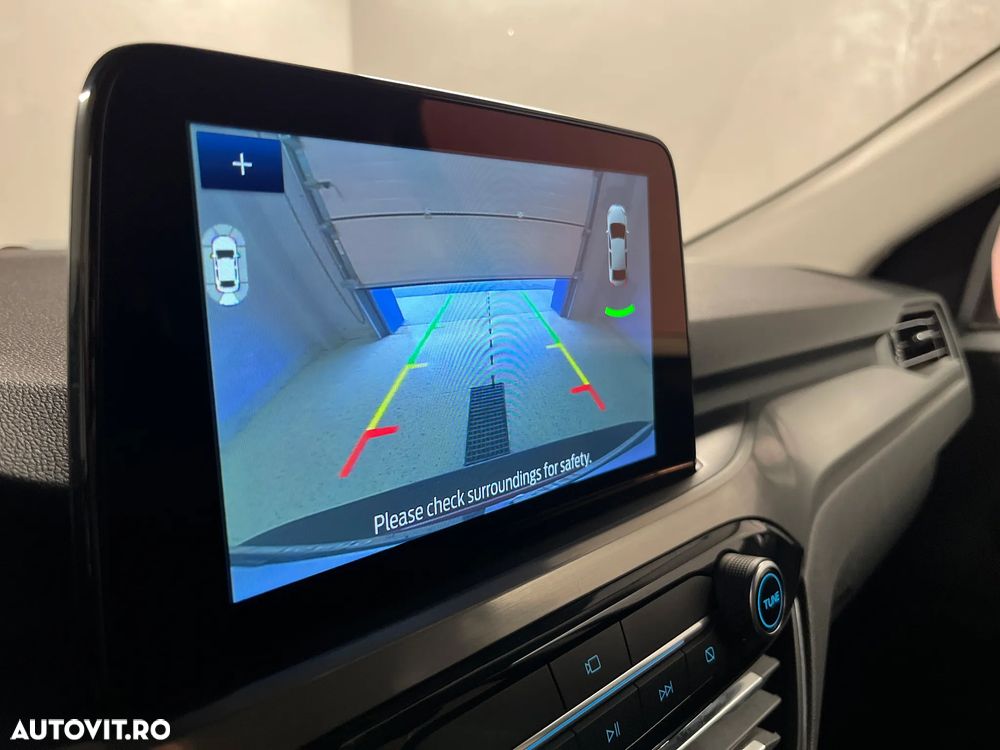Ford Kuga - 21