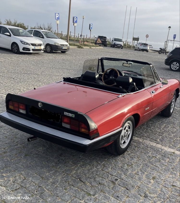 Alfa Romeo Spider 1.6 - 6
