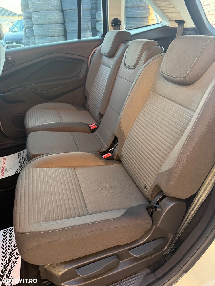 Ford Grand C-Max - 20