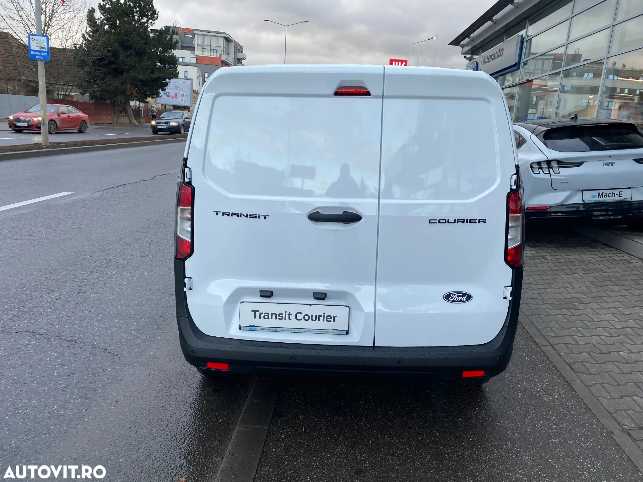Ford Transit Courier Van Trend - 9