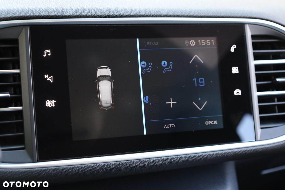 Peugeot 308 1.5 BlueHDi Active S&S EAT8 - 17