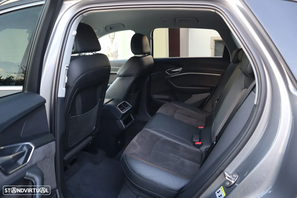 Audi e-tron 50 quattro Advanced - 24