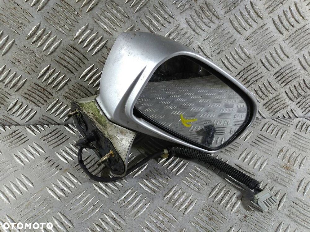 LUSTERKO PRAWE HONDA STREAM - 1
