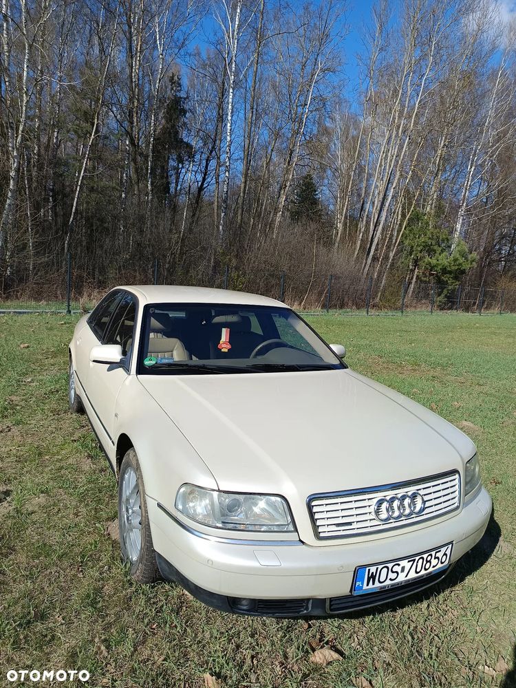 Audi A8 - 1