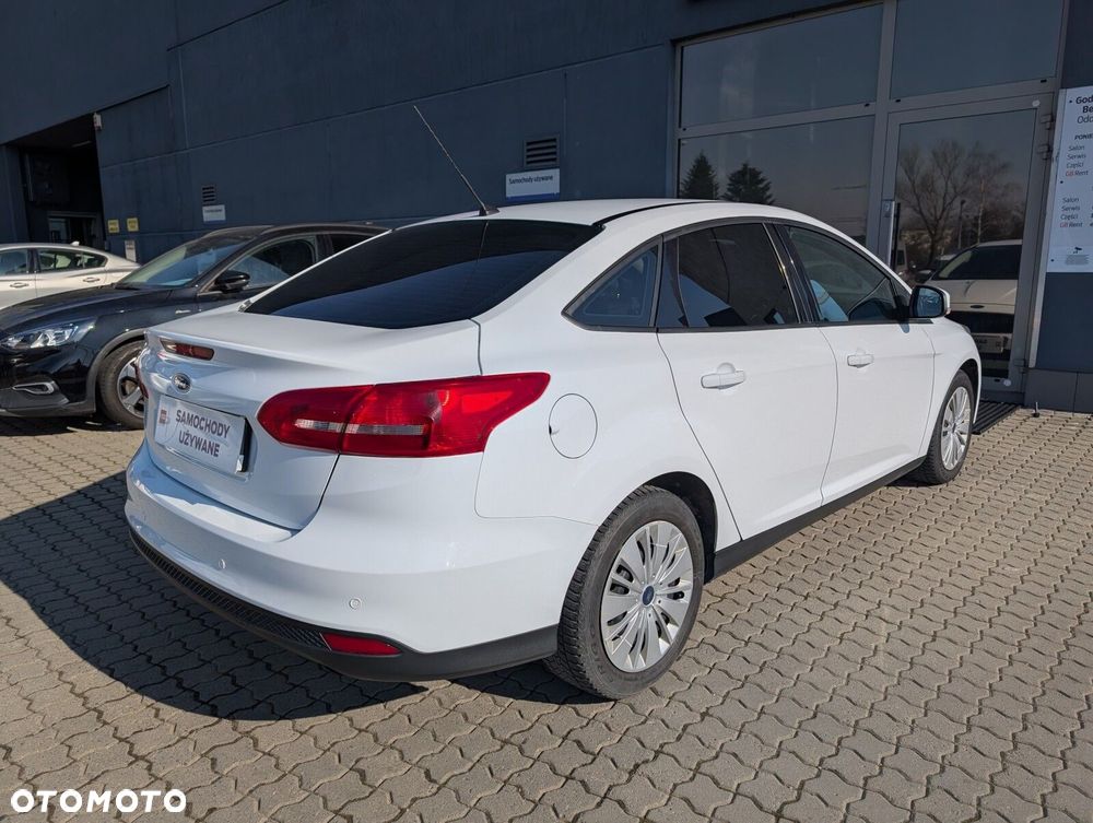 Ford Focus 1.6 Trend - 8
