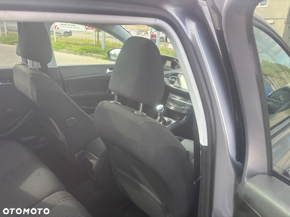 Peugeot 308 BlueHDi 120 Stop & Start Business-Line - 9