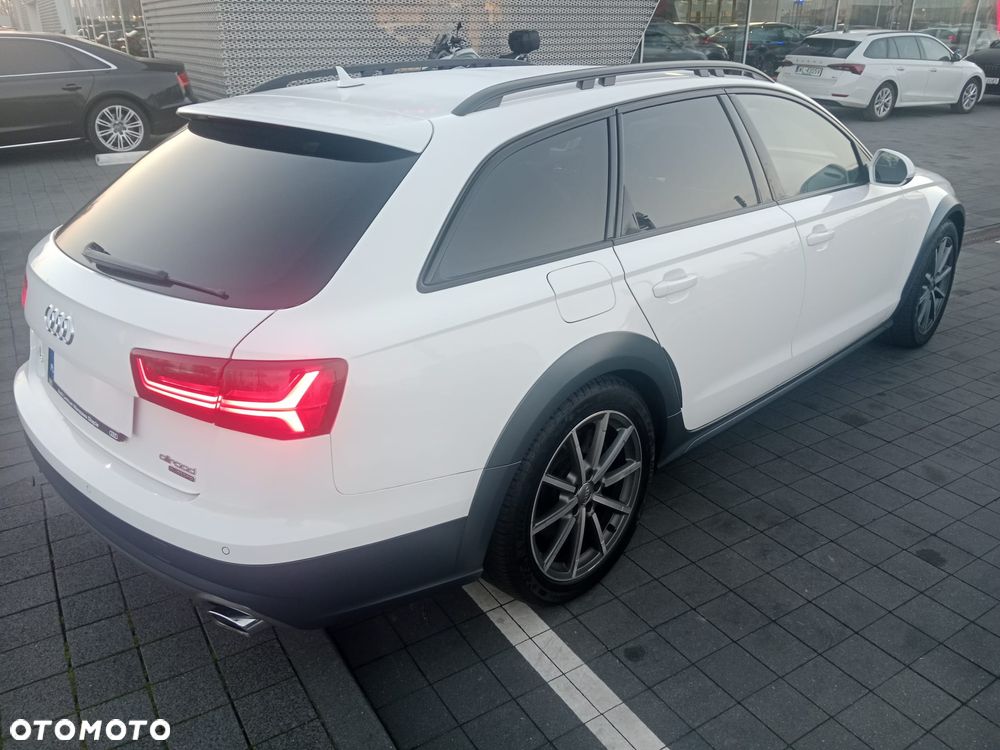 Audi A6 Allroad - 9
