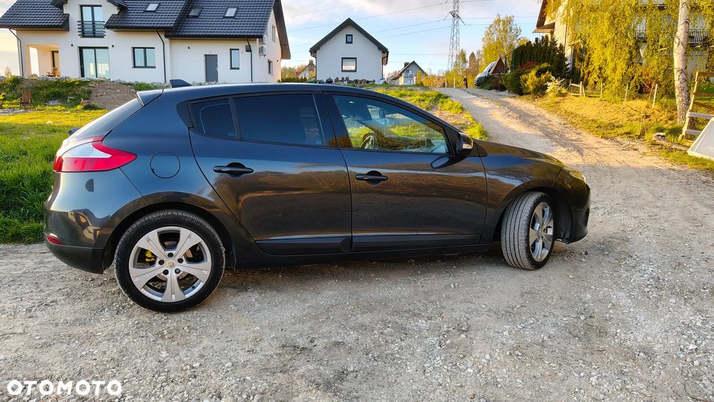 Renault Megane 1.5 dCi Color Edition - 4
