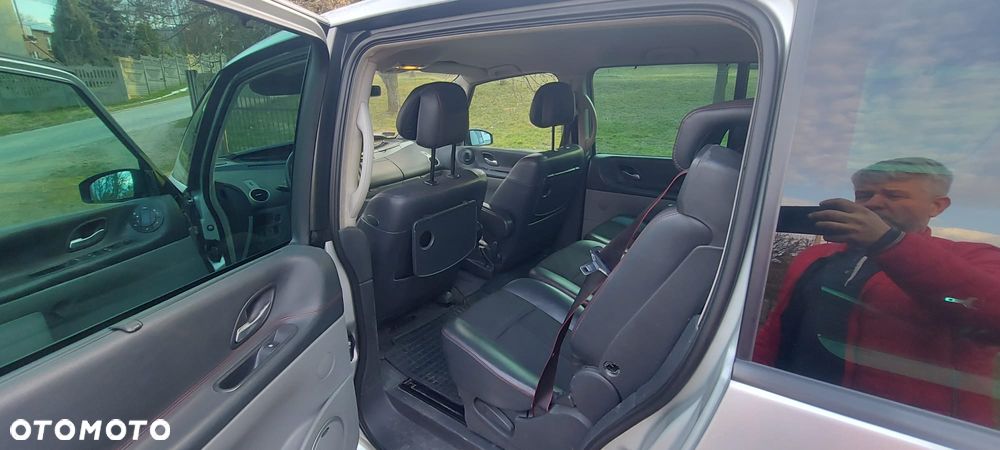 Renault Espace 2.0 dCi FAP Initiale - 11